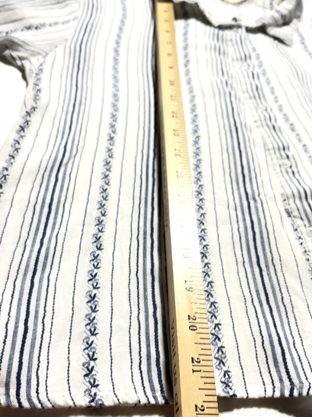Altar’d State Blouse Women’s S White Blue Stripe Floral Cotton Linen EUC - Picture 6 of 6